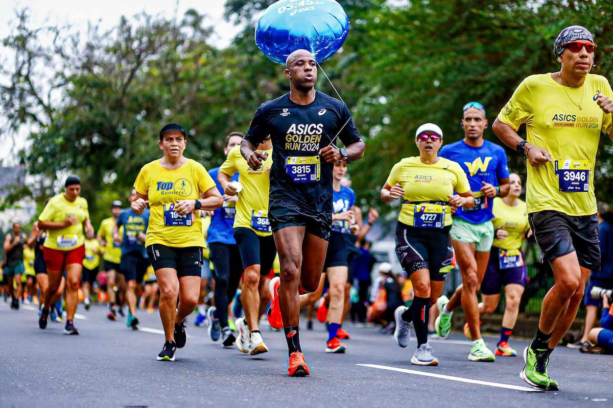 ASICS Golden Run Rio de Janeiro Fui pacer pela primeira vez Contra Relogio