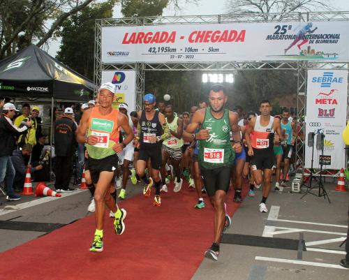 25a-Maratona-Internacional-de-Blumenau-SC.23-de-Julho-2023-1175