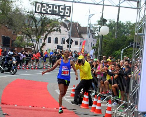 25a-Maratona-Internacional-de-Blumenau-SC.23-de-Julho-2023-4037